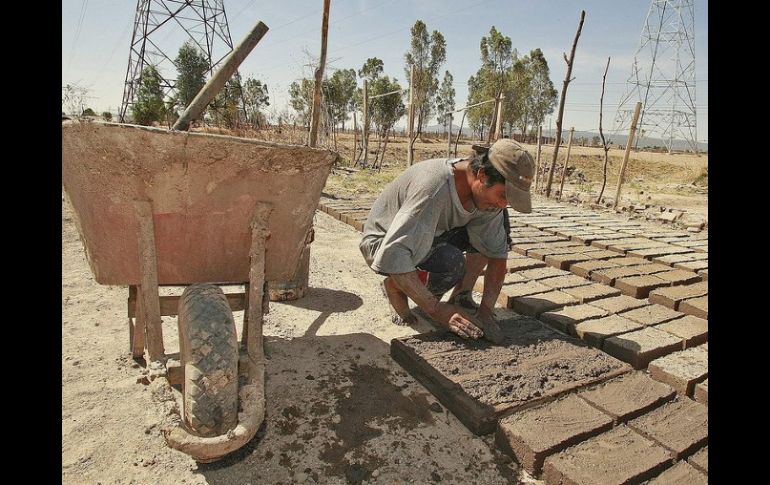 El parque ladrillero tiene como objetivo disminuir los golpes contaminantes que afecta a la población cercana. ARCHIVO  /