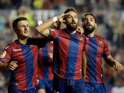 Morales celebra el segundo gol del Levante