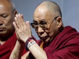 El Dalai Lama, Tenzin Gyatso, habló con el Presidente Calderón sobre temas como la tolerancia y los valores en al juventud. REUTERS  /