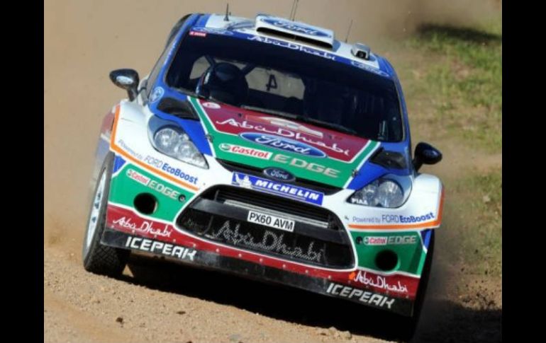 El finés Latvala conduce su Ford durante el Rally de Australia. AFP  /