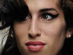 Mientras Amy Winehouse se convertía en estrella, ella luchaba con su adicción al alcohol y las drogas. REUTERS  /