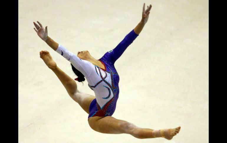 Elsa García durante el Panamericano de Gimnasia en Guadalajara en el 2010. MEXSPORT  /