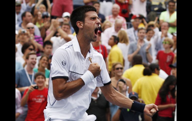 Djokovic celebra su triunfo en el US Open de Tenis en Estados Unidos. AP  /