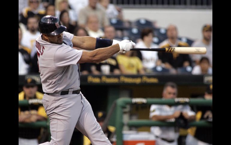 Albert Pujols conectó su cuadrangular número 35 y es líder del sector en la Liga Nacional. AFP  /