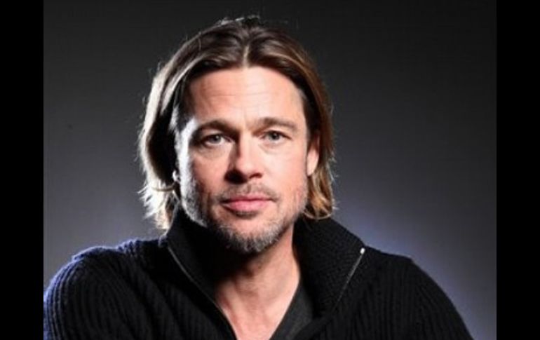 Brad Pitt dijo que junto a Jolie han adquirido un compromiso más grande: el de sacar adelante a su familia. AP  /