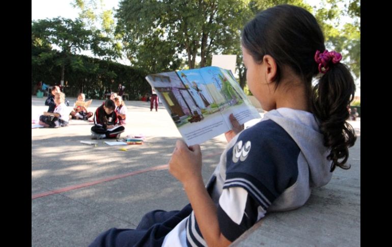 En las primarias, subió la puntuación de resultados en español; no así en secundarias. A HINOJOSA  /