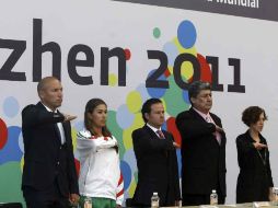 Alejandro Cardenas, Linda Ochoa, Bernardo de la Garza, Jorge Solis y Blanca Beristain, durante la ceremonia de abanderamiento. MEXSPORT  /