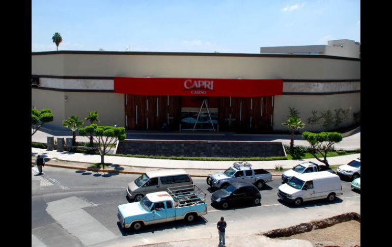 El casino Capri, ubicado en Ávila Camacho, había sido clausurado porque no cumplía con las medidas de seguridad necesarias. A. MADERA  /