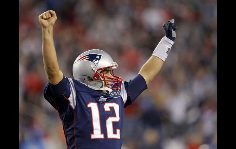 Brady vuelve a tener una buena tarde en los controles de los Patriotas. REUTERS  /