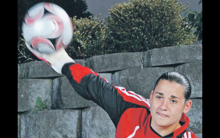 La portera Érika Venegas es una de las tapatías incluidas en la selección nacional de futbol femenil. MEXSPORT  /