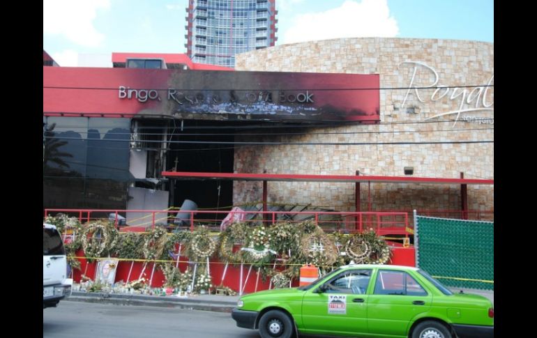 El casino fue incendiado el pasado 25 de agosto con un saldo de 52 muertos. ARCHIVO  /