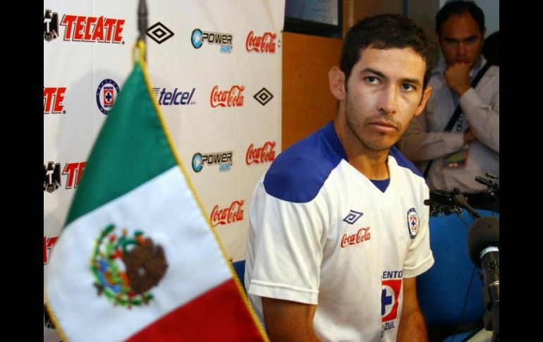 El mediocampista Israel Castro, recién ingresó al equipo de la Maquina. MEXSPORT  /