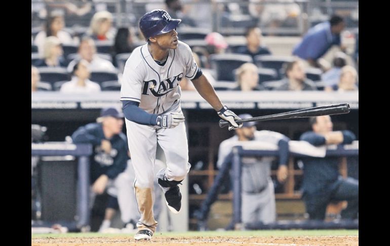 El jardinero de los Rays de Tampa Bay, B.J. Upton, casi logra el ciclo de bateo, solamente le faltó un doblete para completarlo. AFP  /