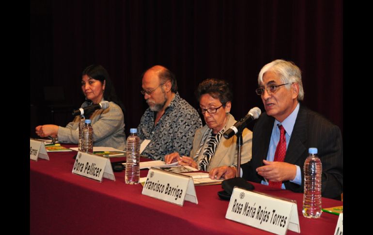 Participantes del IV Encuentro de Lenguas en Peligro, que se realiza en el Museo Nacional de Antropología. NOTIMEX  /