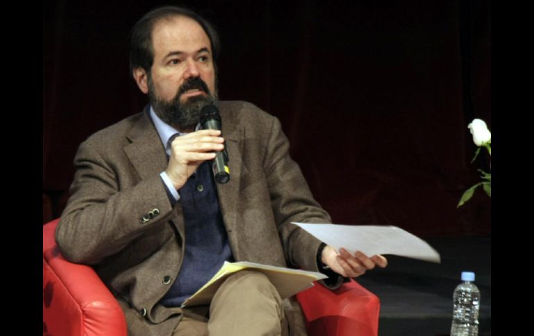 El escritor y periodista dictó una conferencia en el Centro Nacional de las Artes. NOTIMEX  /