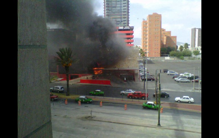 El antentado al Casino Royale que cobró 52 víctimas en Monterrey ha puesto en la mira a todos lo negocios del giro. ARCHIVO  /