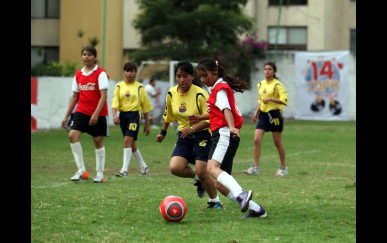 El certamen cuenta con 450 equipos entre la rama varonil y femenil. ESPECIAL  /