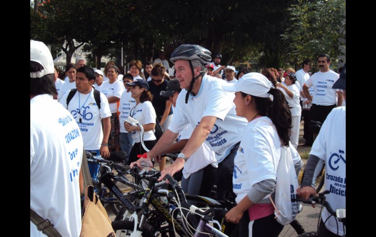 El secretario de la Salud Jalisco señaló que la promoción del uso de la bicicleta como una forma de ejercicio es importante. ESPECIAL  /