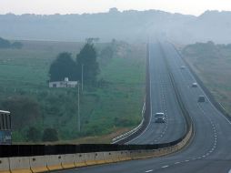 En menos de cinco años se han construido o modernizado 17 mil kilómetros de carreteras y caminos en el país. ARCHIVO  /