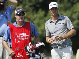 Joe LaCava era el caddie del golfista Dustin Johnson (D). MEXSPORT  /