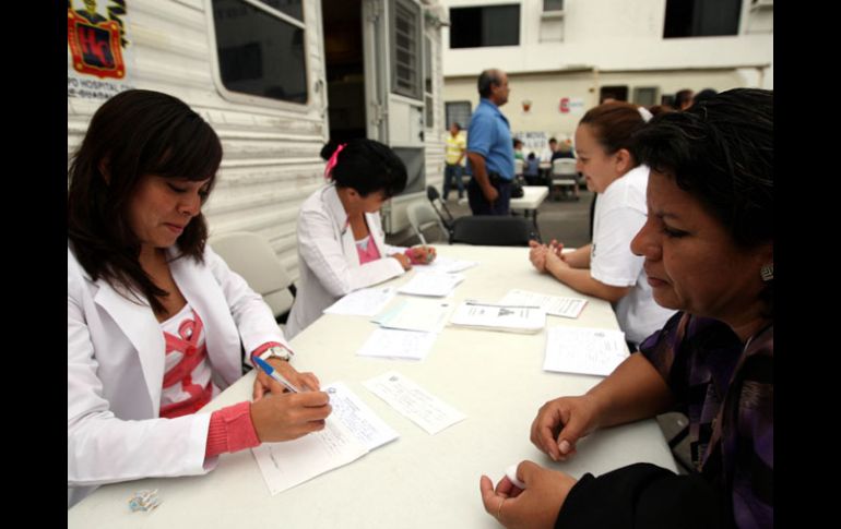 Las unidades de salud ofrecen servicios gratuitos para maestros y sus familias. A. MADERA  /