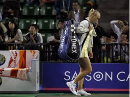 Caroline Wozniacki no pudo antesu rival de esta edición del torneo, se retira de la cancha. REUTERS  /