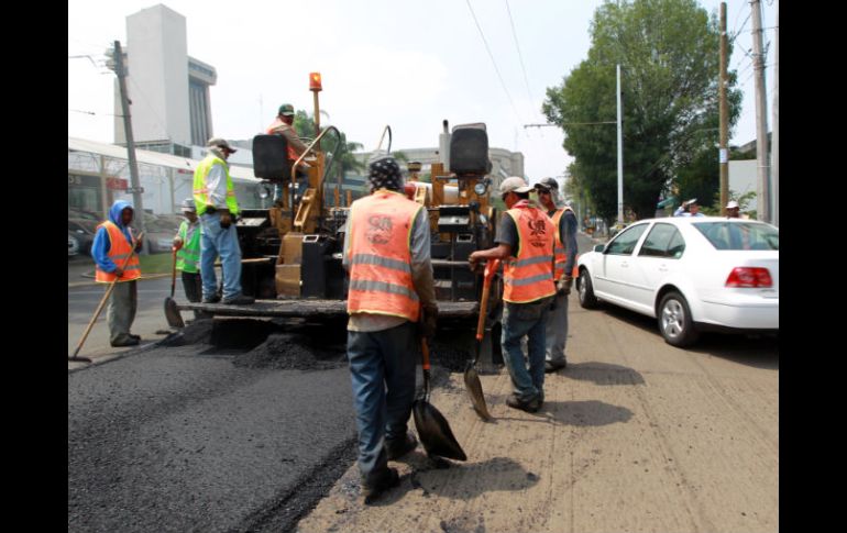 Vista de las obras de pavimentación realizadas en una de las 21 avenidas de la ciudad. A. HINOJOSA  /