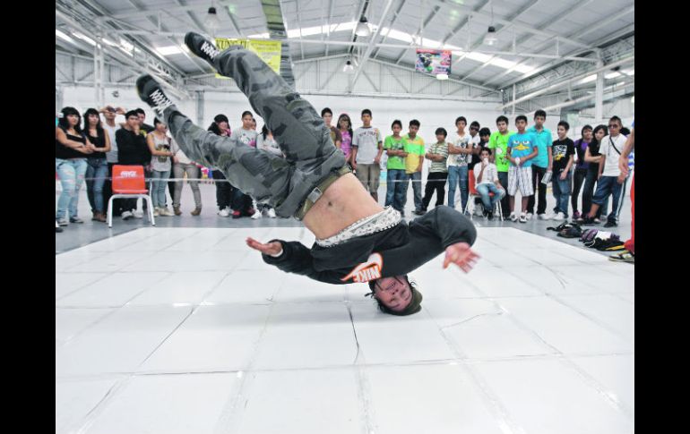 Disciplinas como el “break dance” son las que forman parte del programa de la Feria.  /