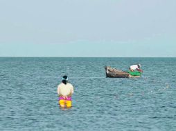 Mientras en 2010 el lago registró 83% de su capacidad, a cinco días de cumplirse un año está a 64.45 por ciento.  /