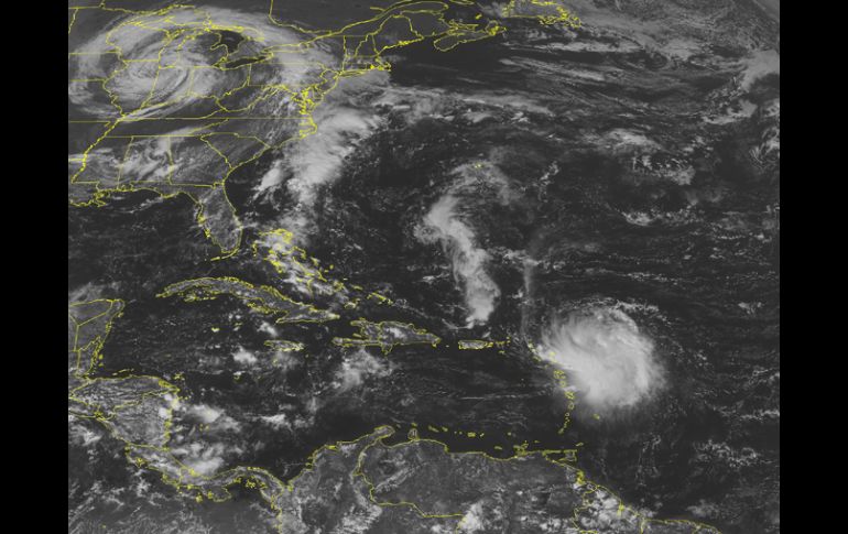 La imagen muestra los restos de la tormenta tropical Ophelia justo al este de las Antillas Menores. AP  /