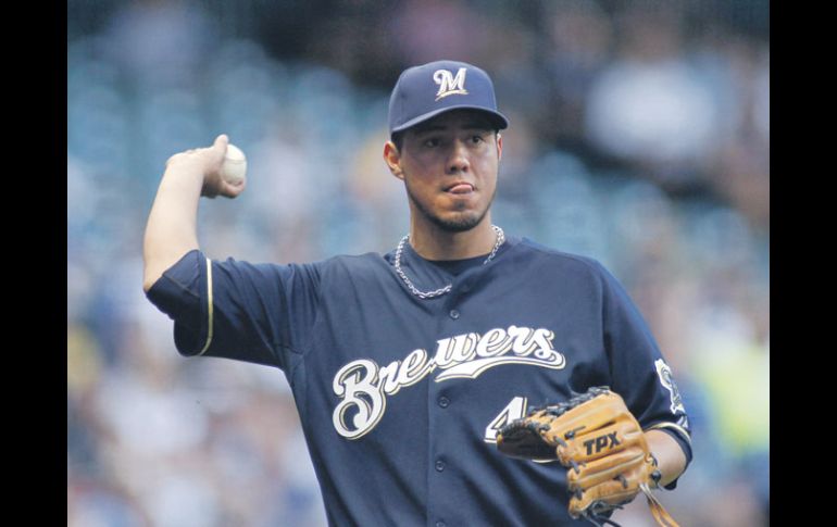 El lanzador estelar de los Cerveceros de Milwaukee, Yovani Gallardo. GETTY IMAGES SPORT  /