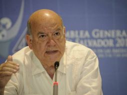 Miguel Insulza menciona que buscar la solución al problema de inmigración mediante medidas restrictivas nunca ha sido eficaz. ARCHIVO  /