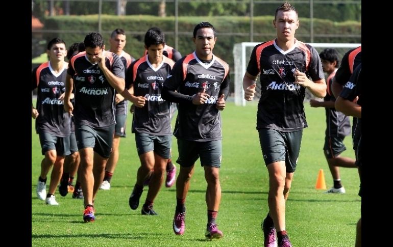 En la última práctica el delantero Georgie Welcome trabajó aparte del resto del equipo.  /