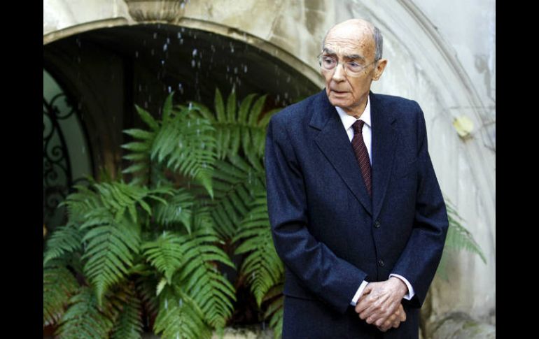 La fundación de José Saramago, la Caja Madrida y poetas como Carlos Marzal y Juan Carlos Mestre son apoyos de este proyecto. ARCHIVO  /