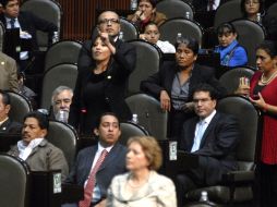 Alejandro Encinas, Leticia Quesada y Armando Rios Piter. NOTIMEX  /