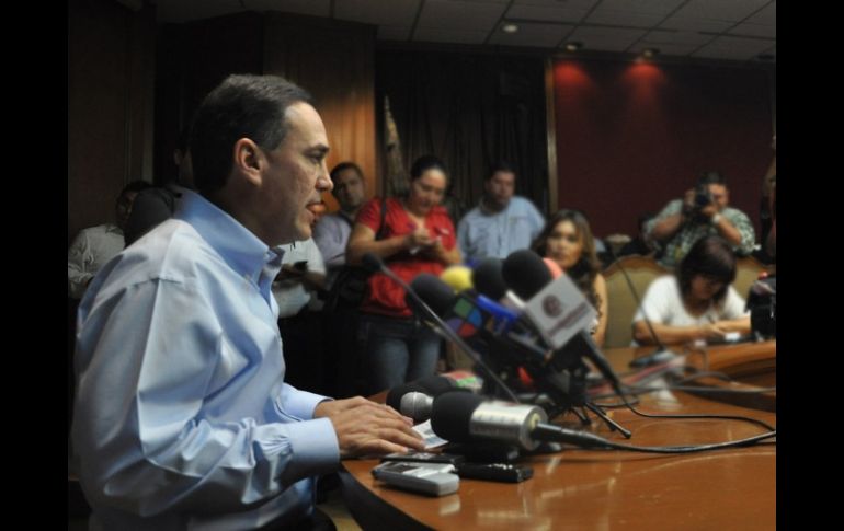 El alcalde de Monterrey, Fernando Larrazabal, declaró hoy ante el ministerio público por la investigación contra su hermano Jonás.  /