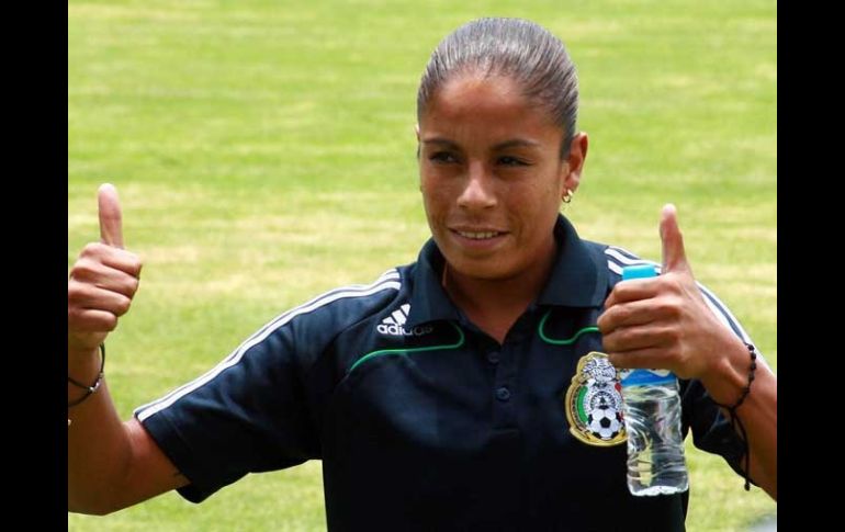 Maribel Dominguez carga con la responsabilidad de ser la experimentada del equipo mexicano. MEXSPORT  /