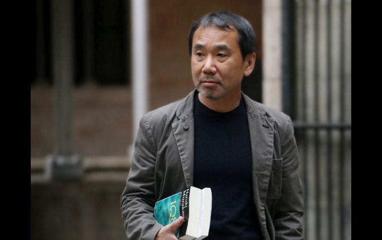 1Q84 es una historia subyugante y poderosa que muestra a su autor en la cima de su maestría.  /