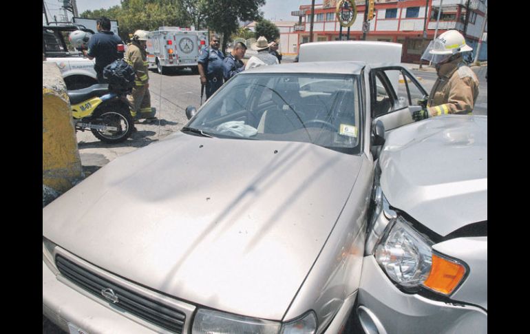 Cuatro de cada 10 personas que perecen en accidentes viales son acompañantes.  /