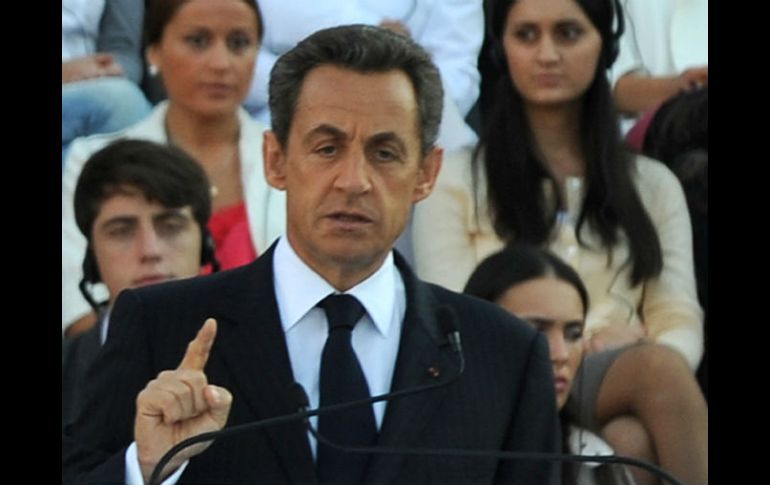 Sarkozy tiene previsto arribar a Berlín el domingo por la tarde y celebrar un encuentro con Merkel. AFP  /