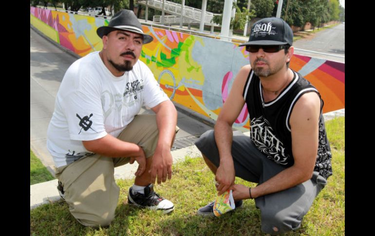 Mibe y Peque se inspiraron en conceptos como la energía para los murales.  /