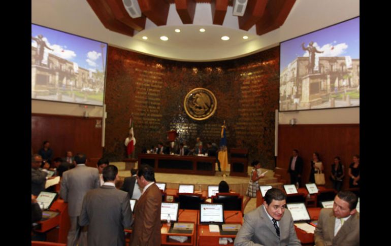 Por habitante, Jalisco gastó 112.5 pesos para sus legisladores en 2010. ARCHIVO  /