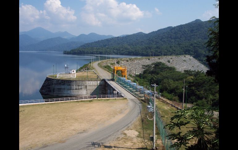 La extracción de agua de la presa Cajón de Peña se incrementará hasta alcanzar los 500 metros cúbicos por segundo. ESPECIAL  /