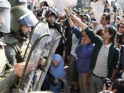 Estudiantes chilenos dijeron que el Gobierno de Piñera está siendo manejado por la ultraderecha. REUTERS  /