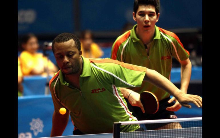 Jude Okoh durante el Latinoamericano  juego de Tenis de Mesa 2011 en Guadalajara. MEXSPORT  /