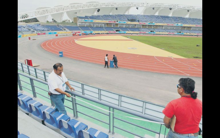 La certificación de la pista del Estadio de Atletismo otorgada por la IAAF es de nivel dos.  /