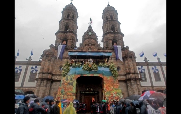 La Plaza de las Américas permaneció a un 70% de su capacidad en el transcurso de la fiesta religiosa.  /