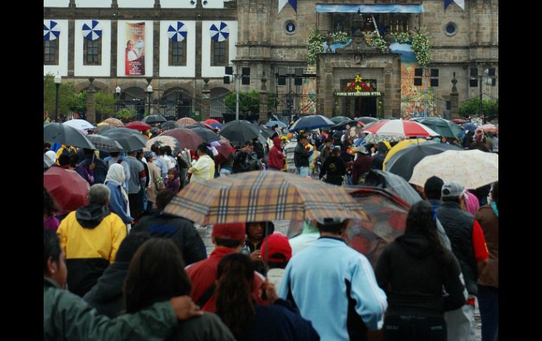 Se estima entre un 30 o 40 por ciento menos afluencia de romeros que en 2010.  /