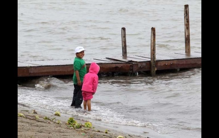 El Lago permaneció con un almacenamiento de cinco mil 24 millones de metros cúbicos y 63.62 por ciento de su capacidad.  /