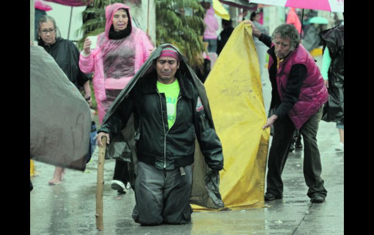 Miles de fieles acompañaron a la Virgen de Zapopan en su regreso a la Basílica.  /